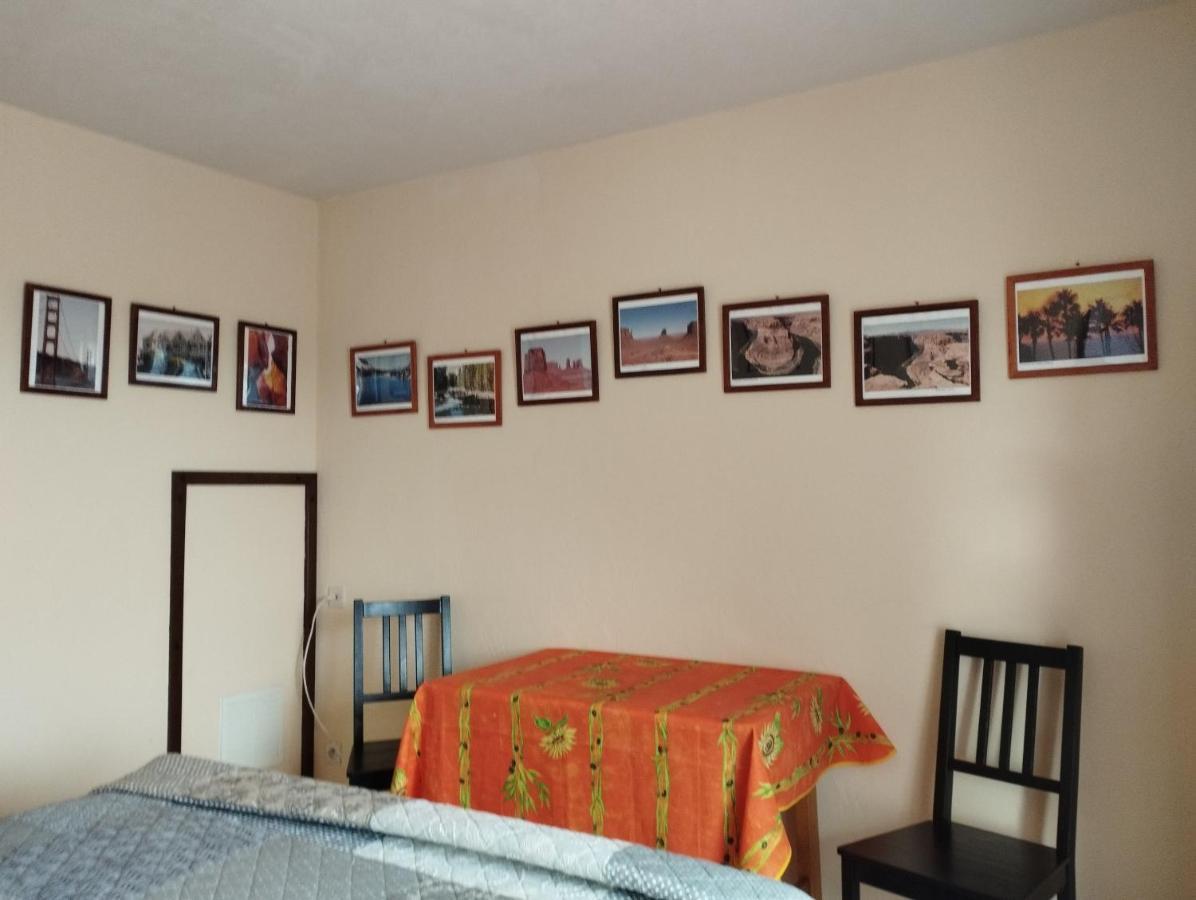 L'Orangette Bed & Breakfast เรกูส ภายนอก รูปภาพ